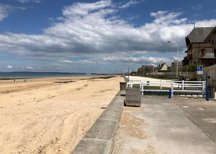 La Maison Des Phares