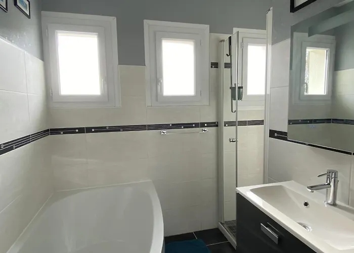 La Maison Des Phares ليو سور مير